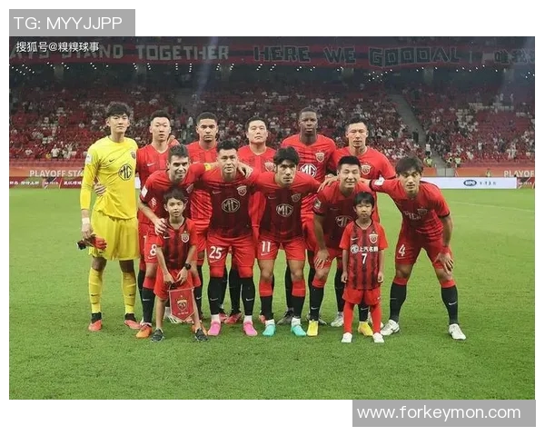 上海上岗迎战首尔FC争夺亚冠小组赛关键胜利的激烈对决